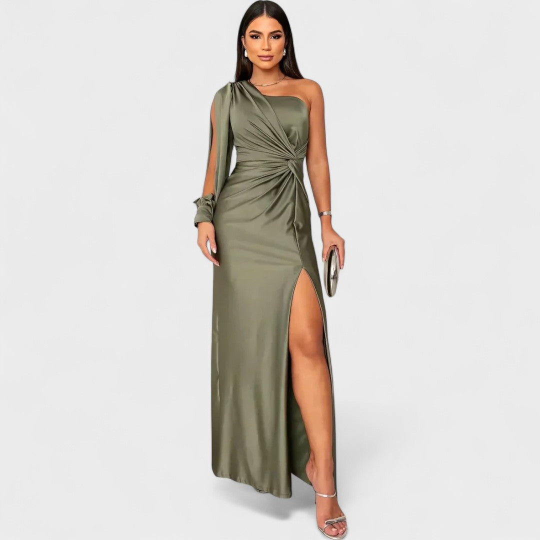 Isadora | Vestido Largo Satinado de Un Solo Hombro con Fruncido Elegante