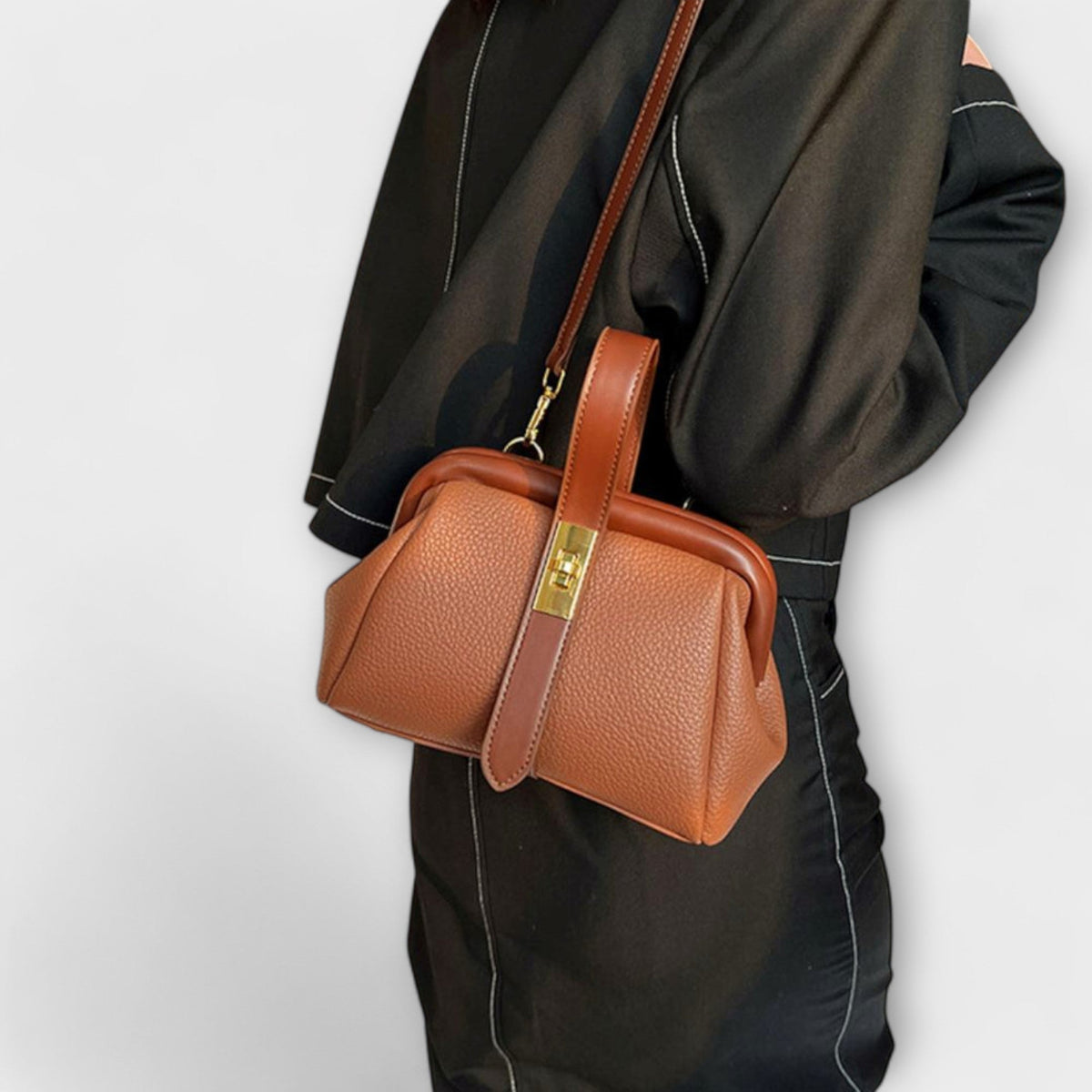 Momount Women Mini Crossbody Bag