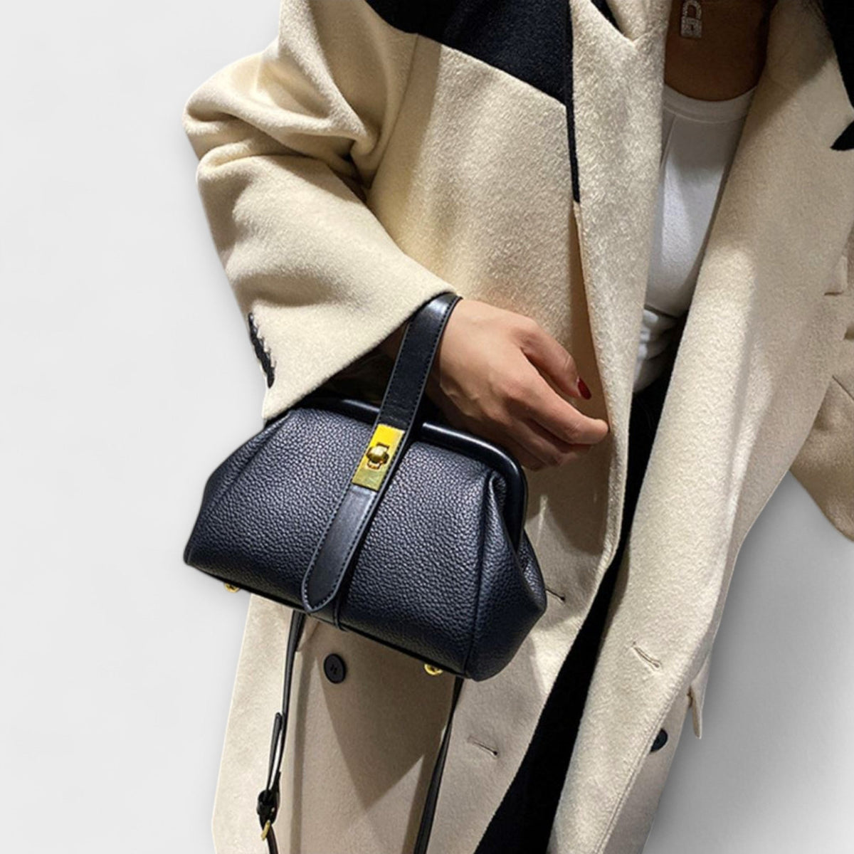 Momount Women Mini Crossbody Bag