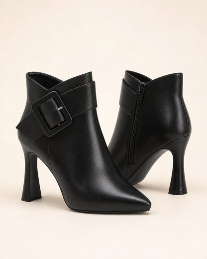 Women's pointed-toe buckle ankle boots, black gallery view. — momount-clara-black-buckle-boots-02.webp