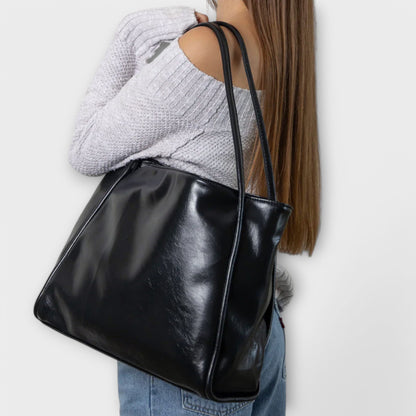 Momount Women Handbag